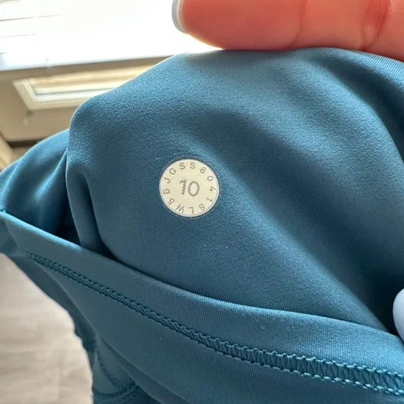 Lululemon Leggings - Picture 9 of 9